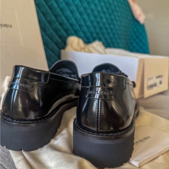 Saint Laurent Black Leather Le Loafer Penny Loafers - Picture 8 of 17